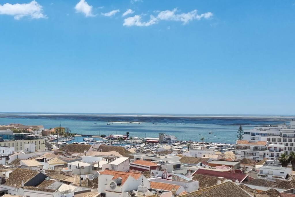 Faro Center Stunning View Apartment Bagian luar foto