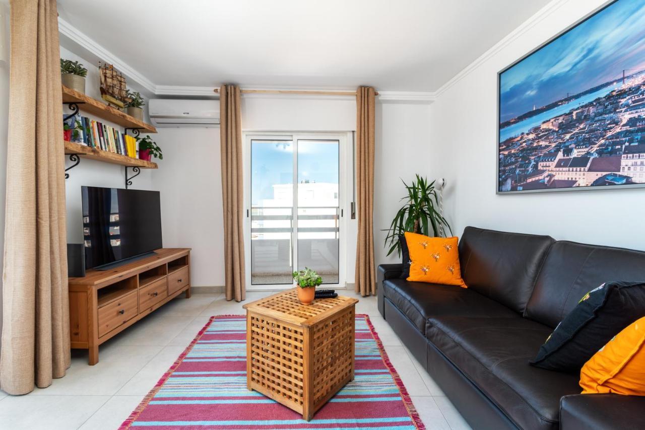 Faro Center Stunning View Apartment Bagian luar foto