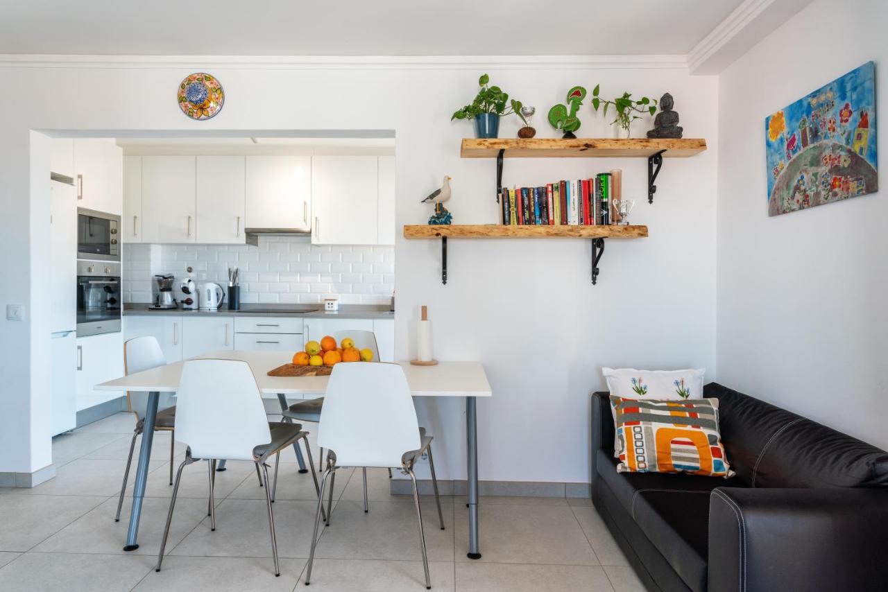 Faro Center Stunning View Apartment Bagian luar foto