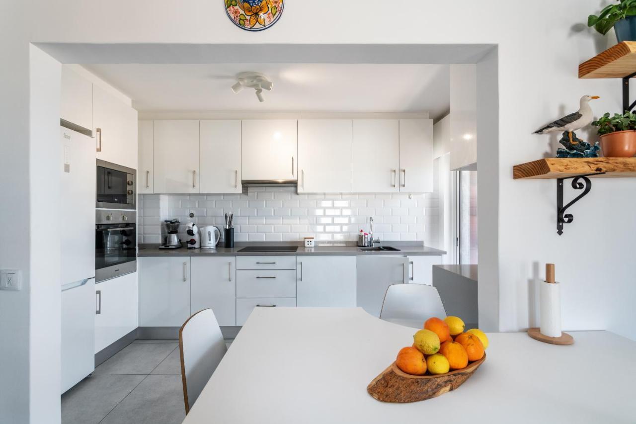 Faro Center Stunning View Apartment Bagian luar foto